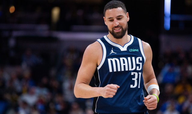 世界杯app下载-这是能说的嘛~克莱4分钟14分对马刺替补席说：没关系 我们在摆烂