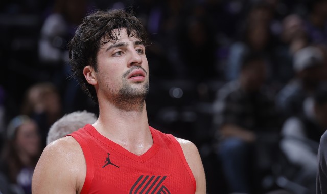 世界杯赛事直播下载-把锅背好！阿夫迪亚19中7&amp;三分12投仅2中 还有7失误！