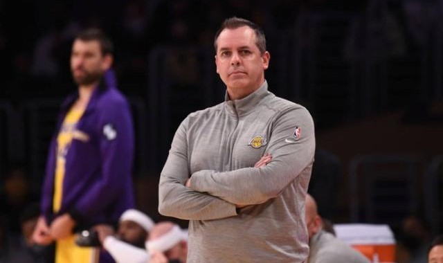 世界杯app下载-沃格尔提前续约有多不容易？他是湖人14年来第一人