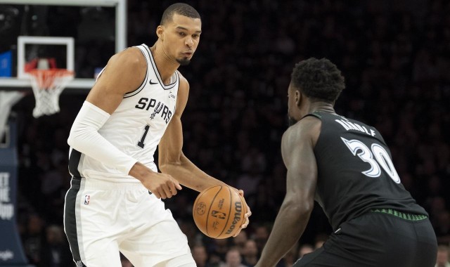世界杯app下载-一战狂刷9项NBA纪录！上帝是多偏心，创造出文班这样的怪物